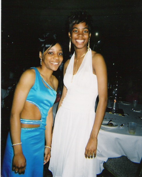 Jazmine(white) & Kaprina(blue)