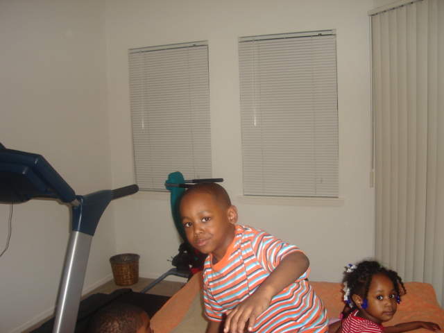 aaaaah he doin somethig wrong.