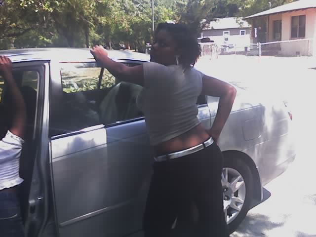 cute face slim waist......