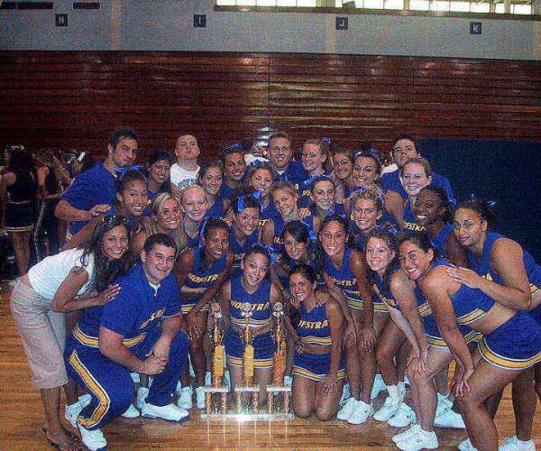 Hofstra University Cheerleading Squad 06-07