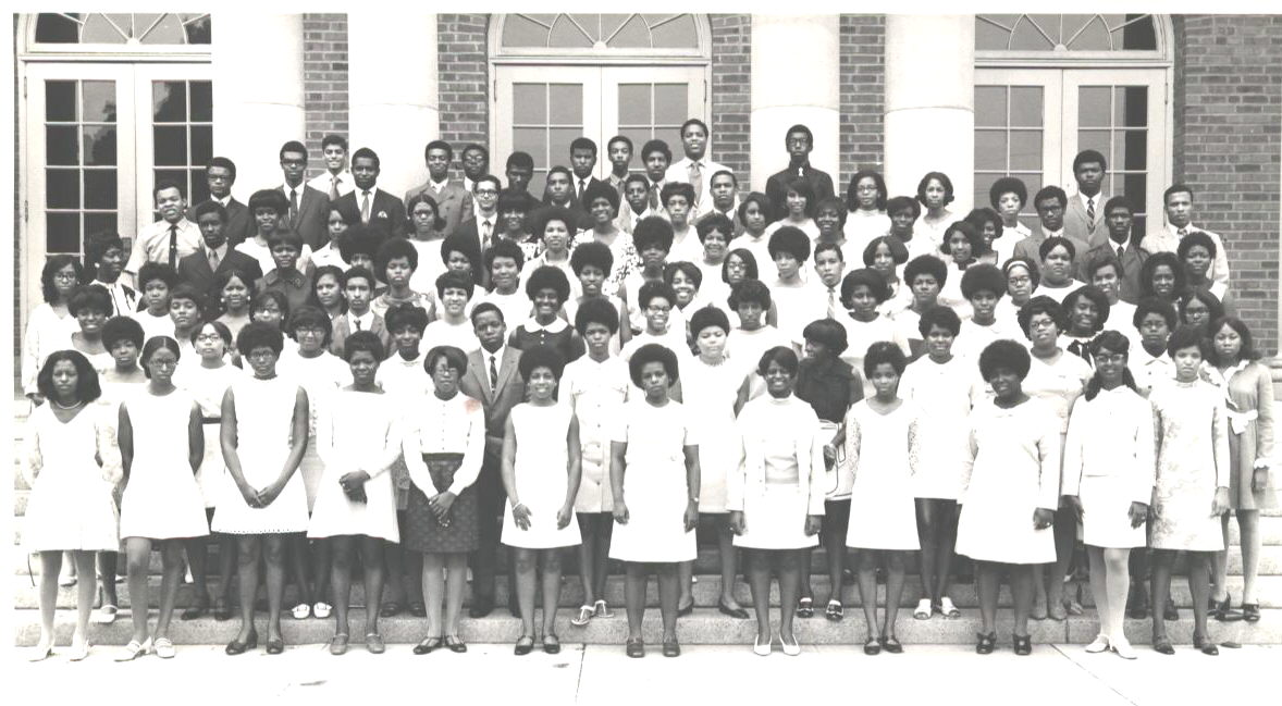 MY HAMPTON BEGINNING -SPUR CLASS OF 1969