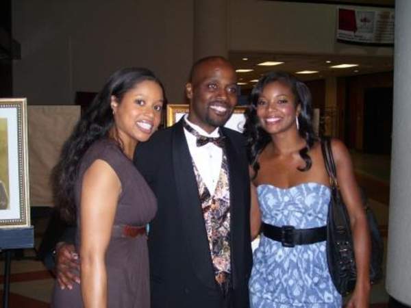 Assistant, Derell and Gabrielle Union at 2008 Derby