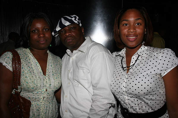 SHOOTING MY DVD  ULTIMATE REALITY/ 