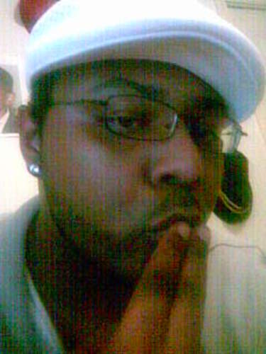 A kiss for the ladies!