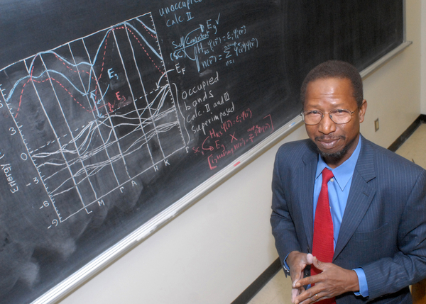 SU�s Bagayoko receives national science group�s Lifetime Mentor Award