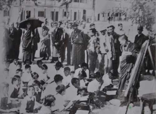 First Tibetan school turns 50, Nehru