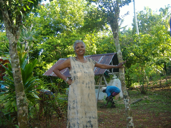 Organic Living - Haiti Belle
