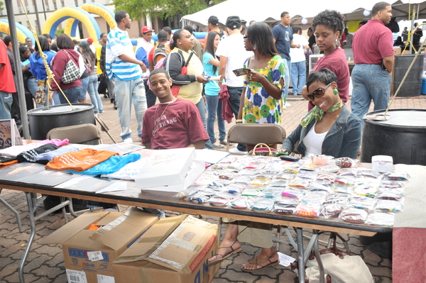 Black University Radio Network DirectEFX 4 27 11 Visit HTTP://WWW.BURN1.BIZ