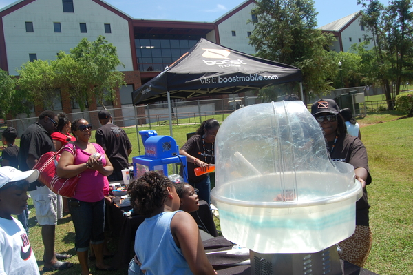 Black University Radio Network DirectEFX 6 21 11 SPECIAL FEAT. Tene Williams