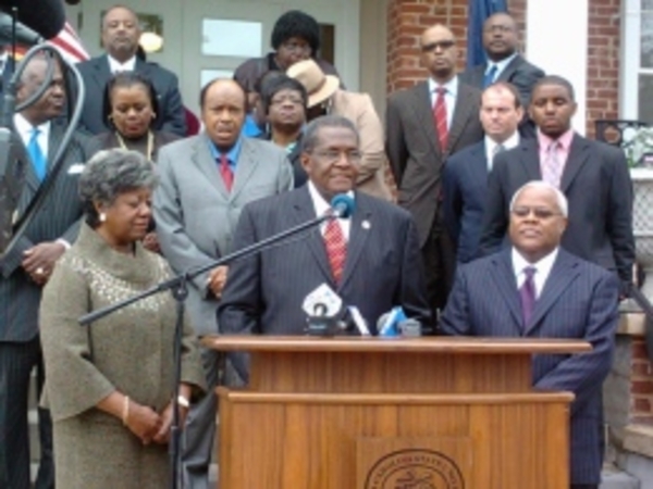 BULLDOGS NEWS: South Carolina State President Resigns 