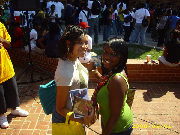 Black University Radio Network DirectEFX 06 07 12 SPECIAL FEAT. DEF JAM RECORDS RAPPER Y.G