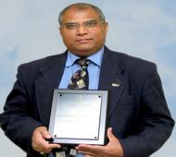 JAGUARS News: Sudhir Trivedi receives AAUP academic freedom award