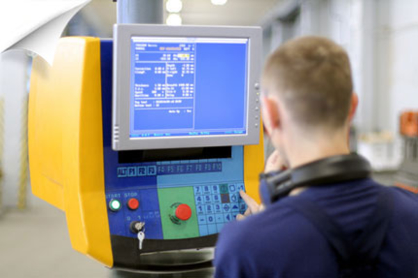 Apply now to a good-paying career: CNC Operator