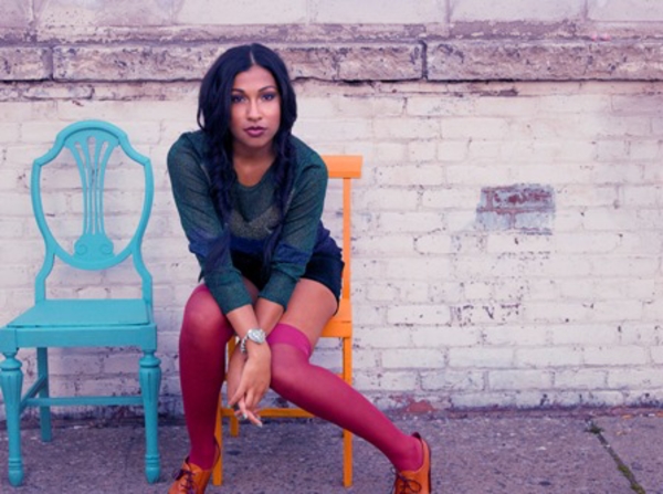 Black University Radio Network DirectEFX 04 10 13 Special Feat Singer MELANIE FIONA