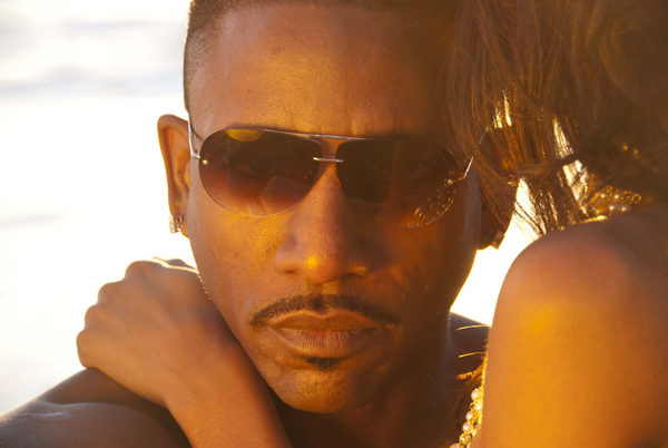 CHICAGO CROONER MARCUS DARC DROPS SULTRY HOT NEW MID-TEMPO BALLOT "SO MANY WAYZ"