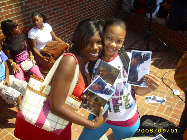 Black University Radio Network DirectEFX 09 18 13 Special Feat. Chicago Rapper/Actor COMMON