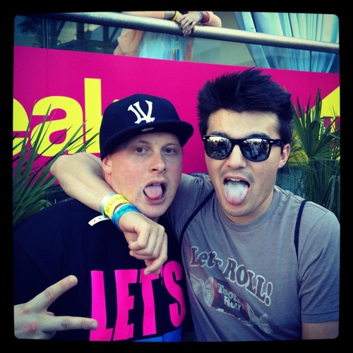 Black University Radio Network Show: DirectEFX 06 25 14 Special Feat. Las Vegas Rap Duo PASSED UP