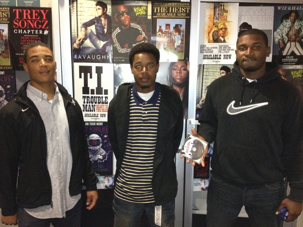 Black University Radio Network Show: DirectEFX 06 30 14 Special Feat. Actor EVAN ROSS