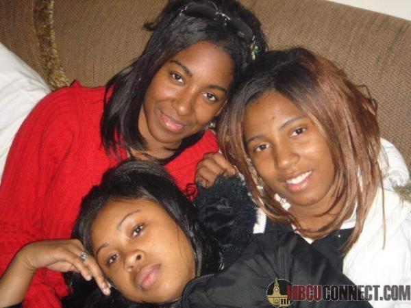 Da Baddest Chicks at T!!