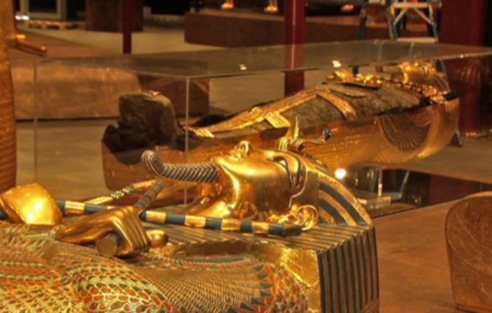 King Tutankhamun arrives on SA shores