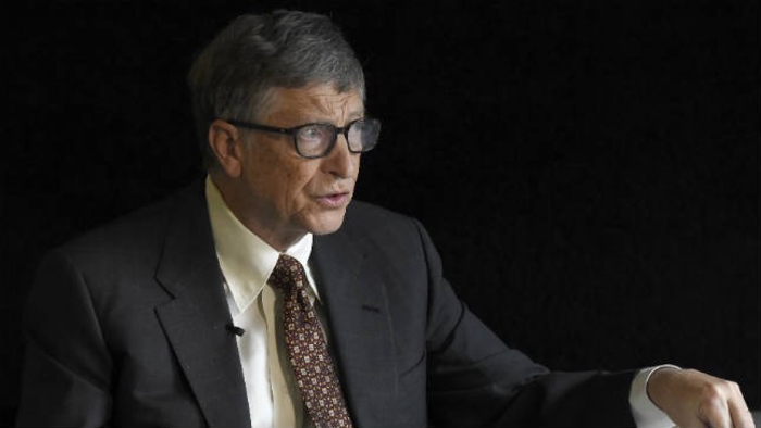 Bill Gates meets with Chinese officials