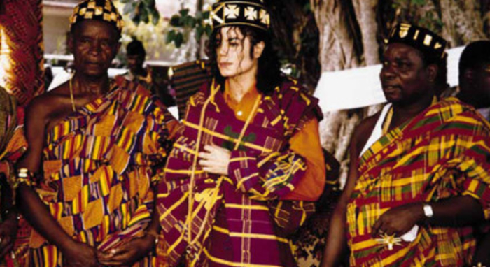 THE SIGNIFICANCE OF KENTE CLOTH IN GHANA