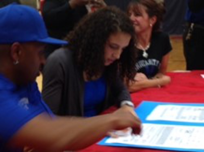 Students sign National Letters of Intent