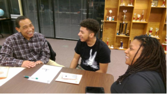 Oakwood University Professors Mentor High School Students