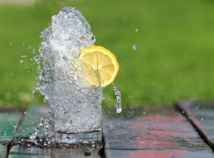 When You Drink Water On An Empty Stomach After Waking Up, These 8 Amazing Things Will Happen