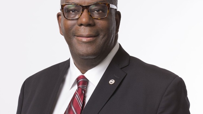 Colleges enter unusual partnership to boost enrollment, degrees