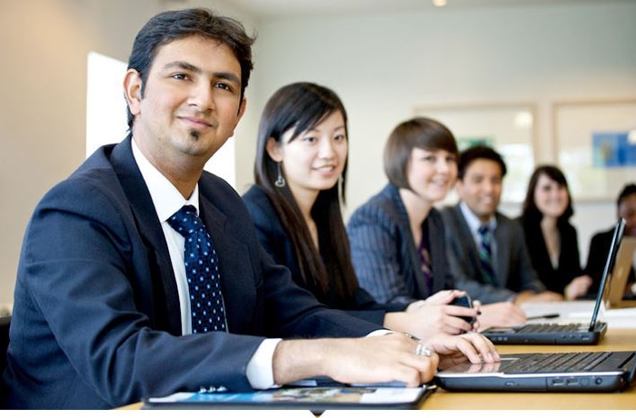 Business Major: How to Set Yourself up for a Successful Career