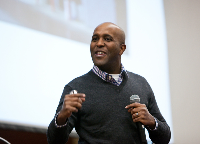 Collegiate Lessons: How to Gain the Management Skills You Need in a Future Career