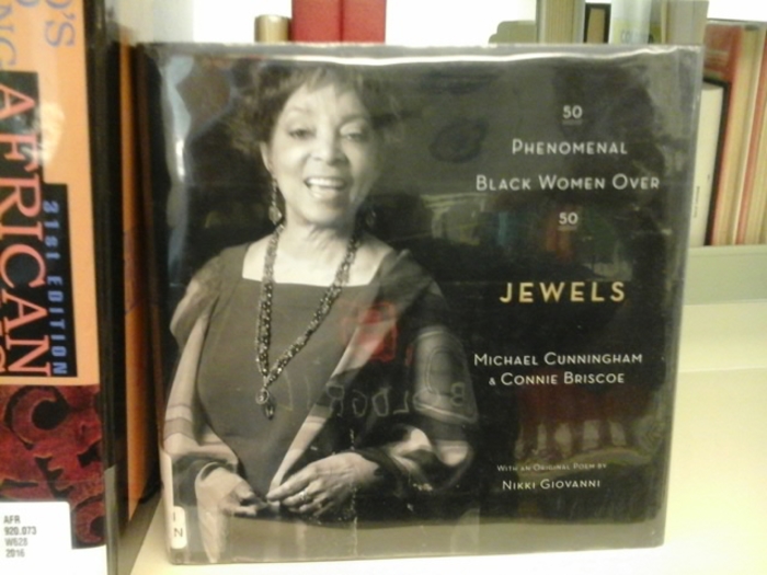 Women Put These Between Your Legs and Build Up Your Mind