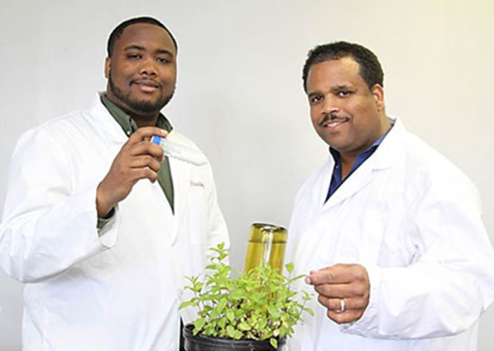 Tuskegee researchers develop greener, plant-based fertilizing system