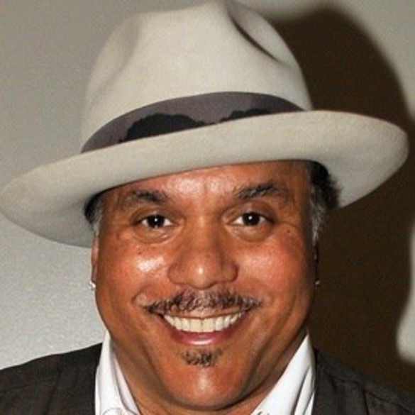 Wishing Howard Hewett a Happy Blessed bEarthday today!   