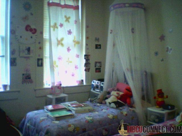 Our Dorm Room is soooo cute!!!!