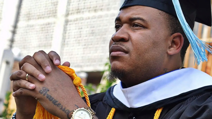 HBCU Graduate Lands Dr. Degree - Cries Seeing Diploma for The First Time After Turning His Life Around