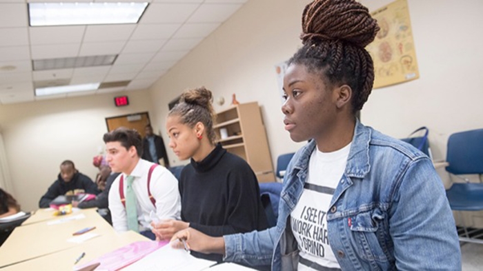 New Partnership Will Allow Bowie State Psychology Students to Take Grad Courses Toward Degree at Chicago School