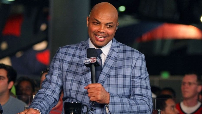 NBA All-Star Charles Barkley Gifts $1,000 to Each School Employee in His Hometown in Alabama