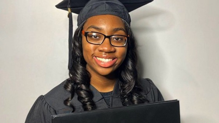 14-Year Old Dorothy Jean Tillman From Chicago Earns Her Master�s Degree
