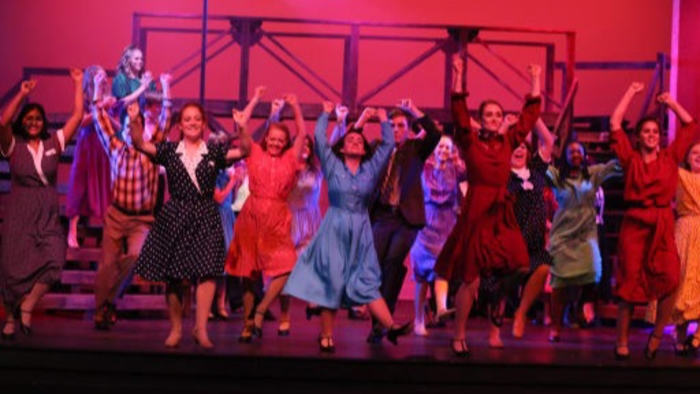 Passionate About Acting, Directing, and Teaching? Harpeth Hall is Hiring and Wants YOU to APPLY!