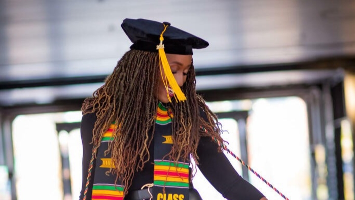 Get Graduation Photoshoot Ready with Kente Stoles