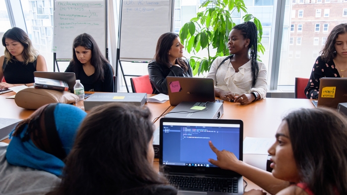Girls Who Code Launches Application for All-Virtual 2022 Summer Programs for High School Students