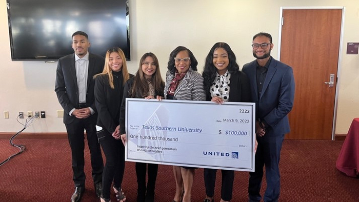 United Airlines, Texas Southern University announce major partnership