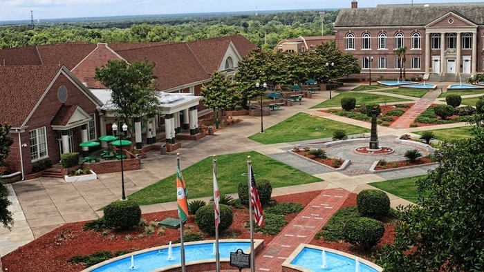FAMU Receives $1.2 Million Gift From Frank and Laura Baker