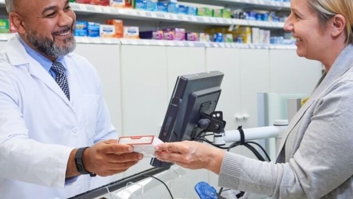 Walgreens is Offering SEVERAL Awesome Career Opportunities for Black Professionals! APPLY NOW!