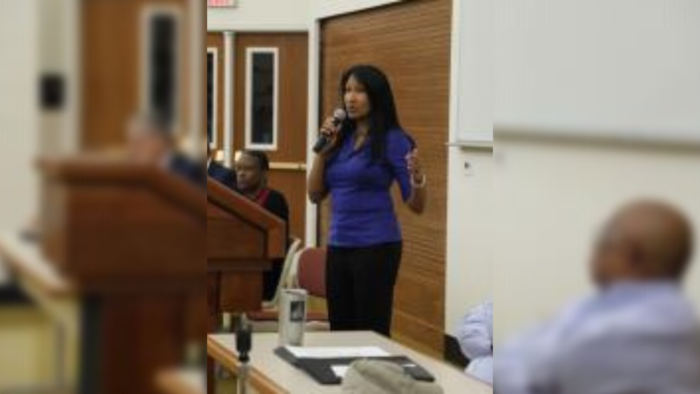 USDA�s Dr. Shefali Mehta and Others Visit UAPB, Speak with Local Farmers