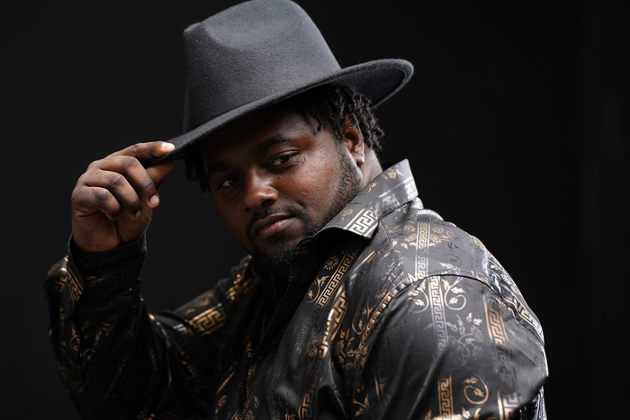 Atlanta GA Smooth R&B Newcomer BLAKRAIN Drops Sultry Smooth New Single "Medusa"