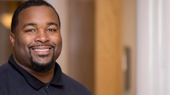 Alcorn State University Alumnus Dr. Jonathan Nash Spreads Holiday Cheer with Community Service