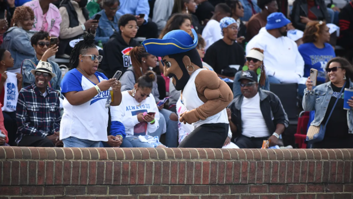 Hampton University inks naming rights deal with bank